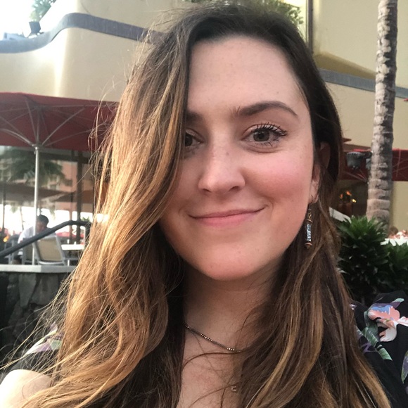 Meet your Posher, Erica - Picture 1 of 1